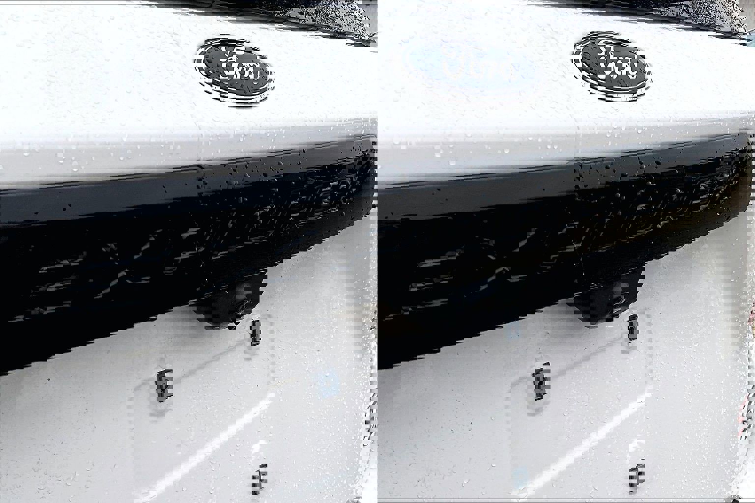 Used 2020 Ford Explorer ST w/ Premium Technology Package image 32