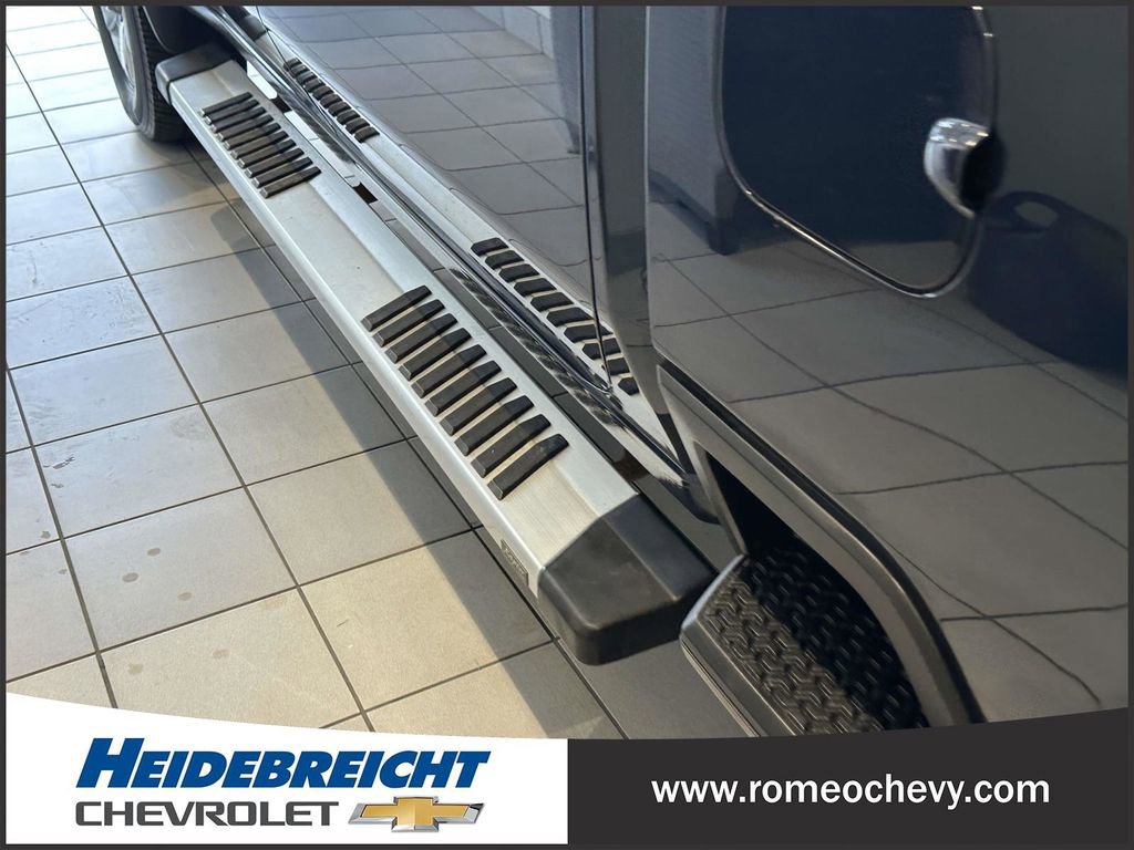 Used 2020 Chevrolet Silverado 2500 LTZ w/ LTZ Premium Package image 15