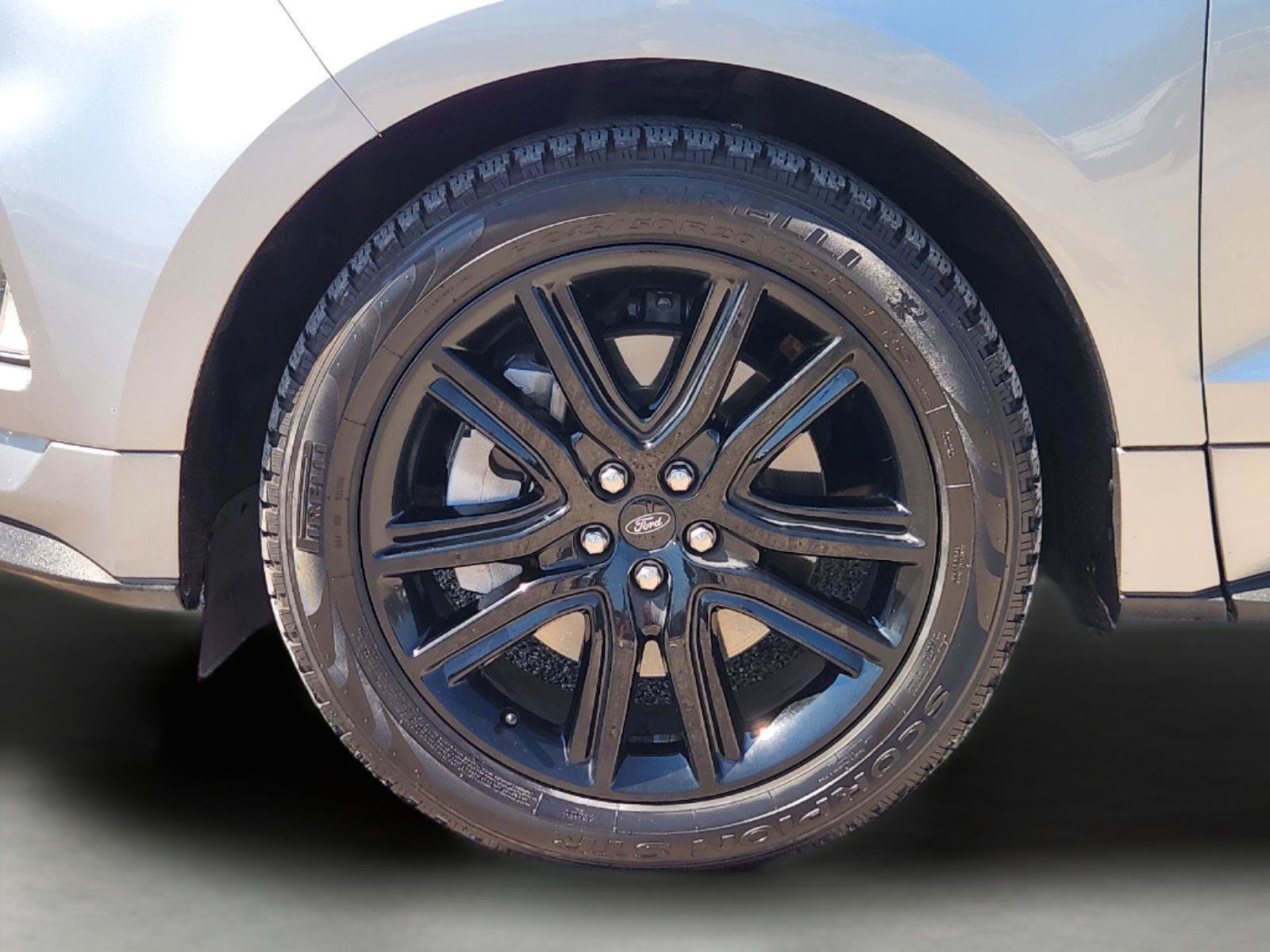 Used 2022 Ford Edge ST-Line AWD/4WD image 10
