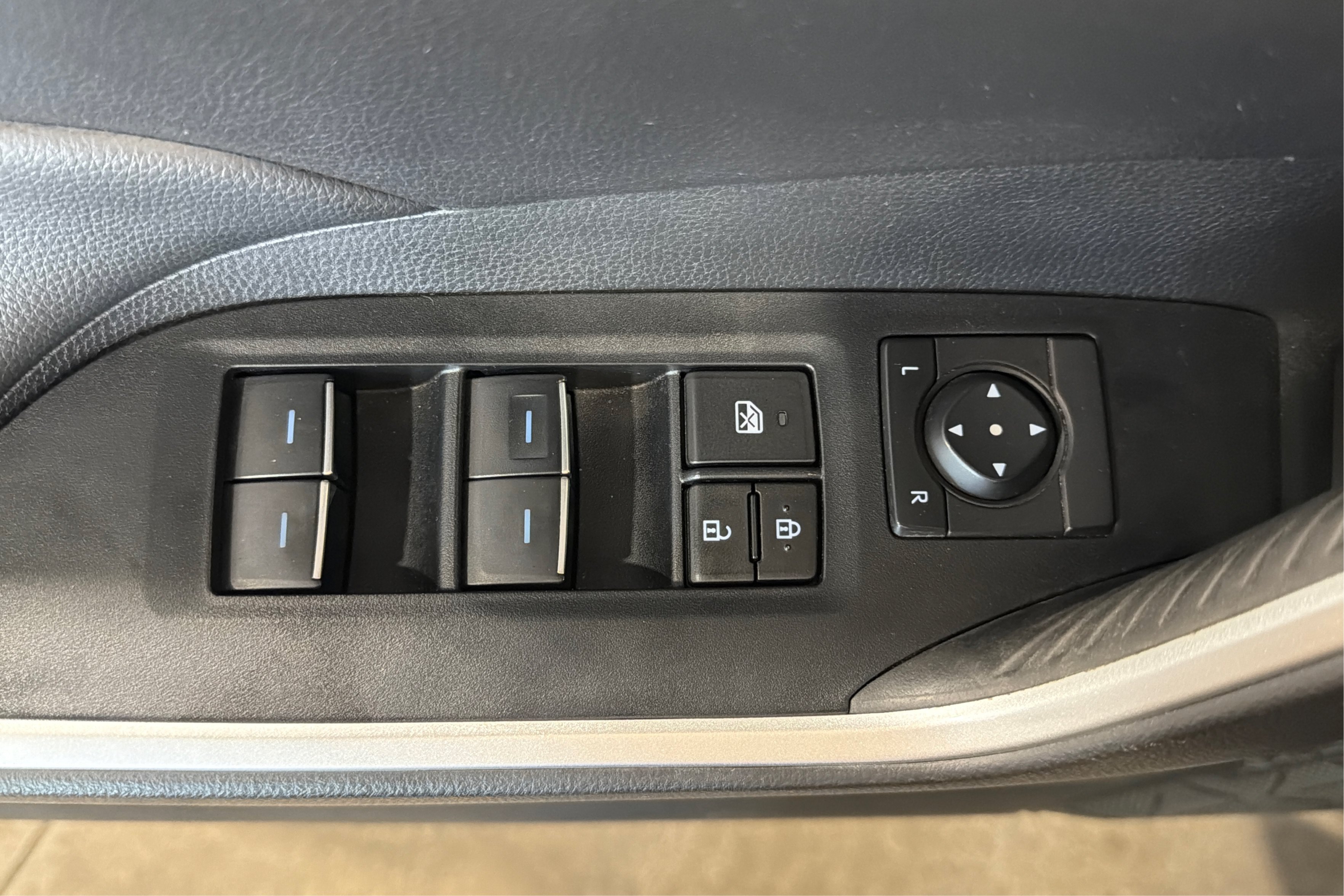 Used 2024 Toyota RAV4 XLE Premium w/ Weather Package AWD/4WD image 16