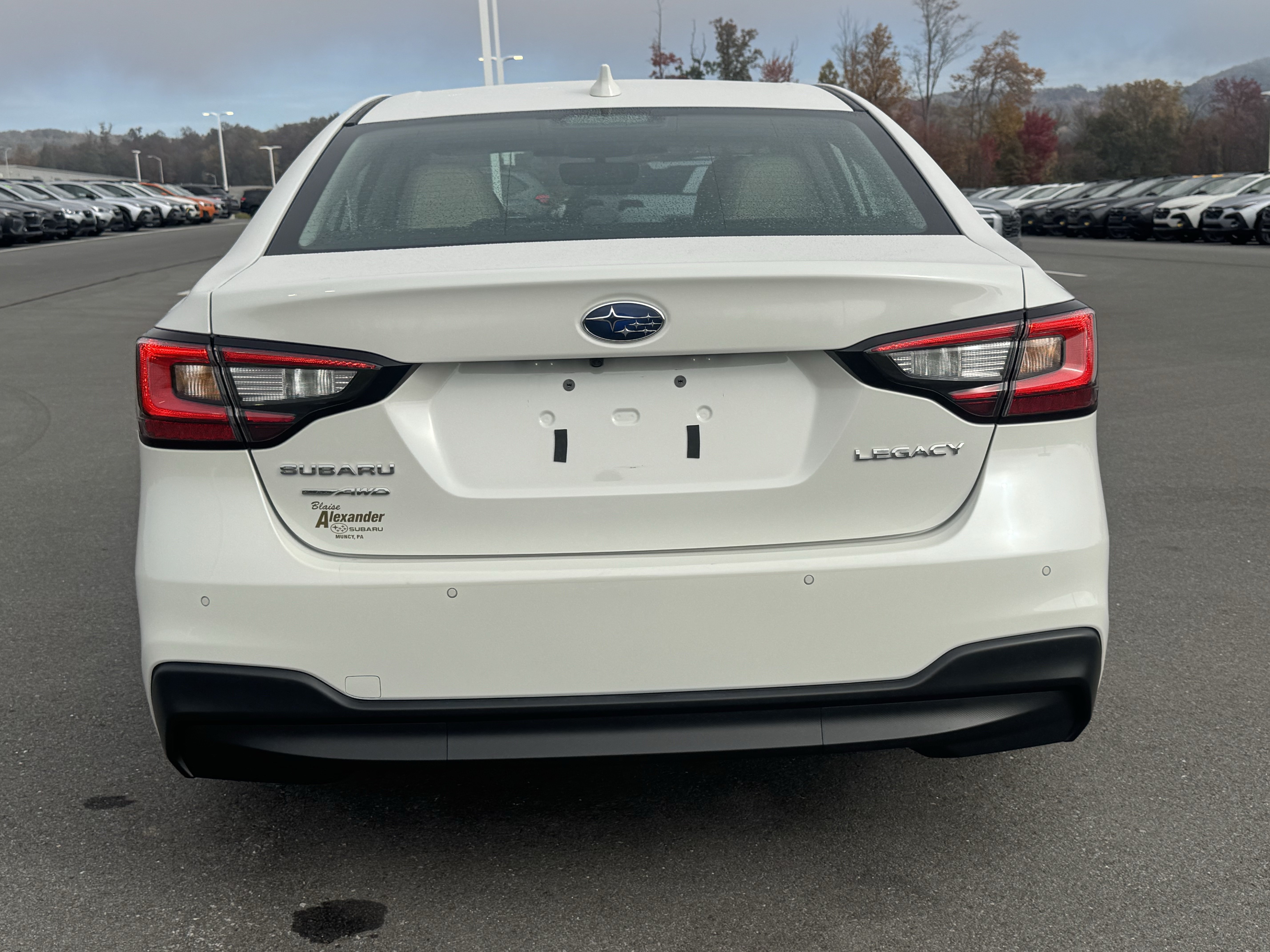 Used 2025 Subaru Legacy Limited AWD/4WD image 4