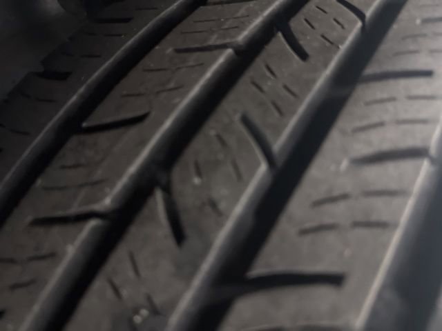 Used 2016 Volkswagen Tiguan SE image 28