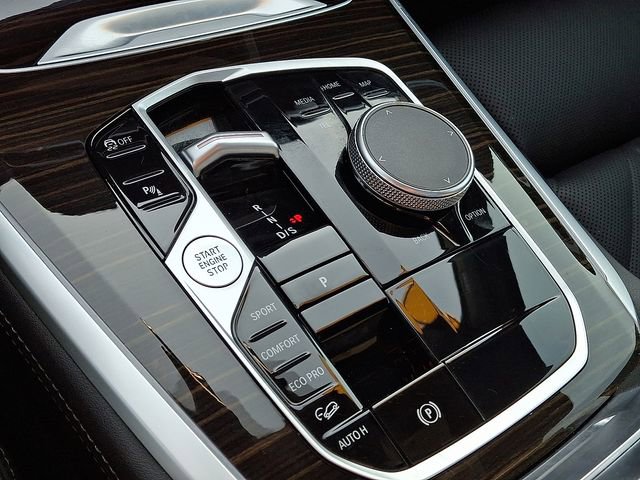 Used 2024 BMW X5 xDrive40i w/ M Sport Package image 15