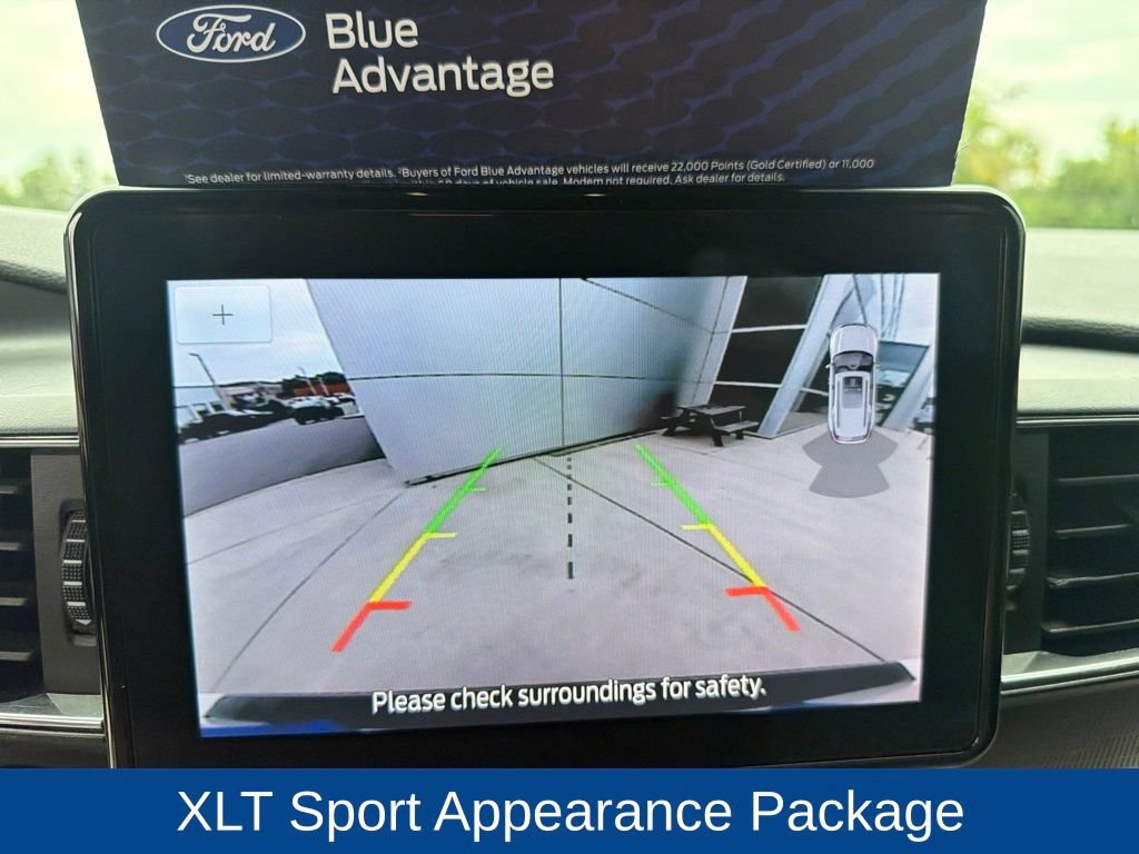 Certified 2023 Ford Explorer XLT w/ Equipment Group 202A RWD image 24