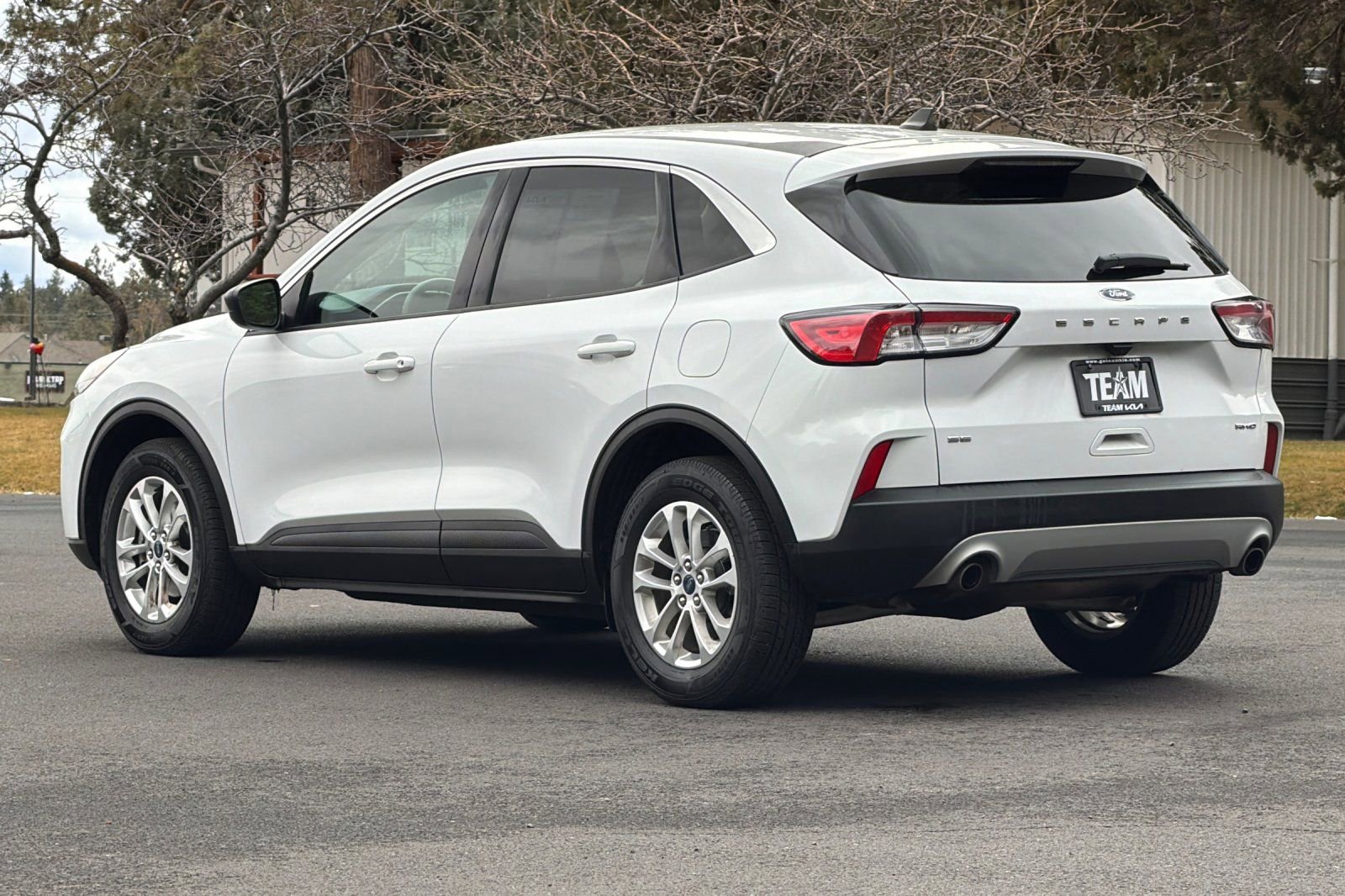 Used 2022 Ford Escape SE AWD/4WD image 6