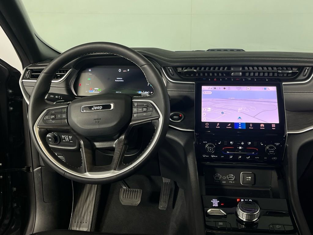 Certified 2025 Jeep Grand Cherokee Limited 4xe image 27