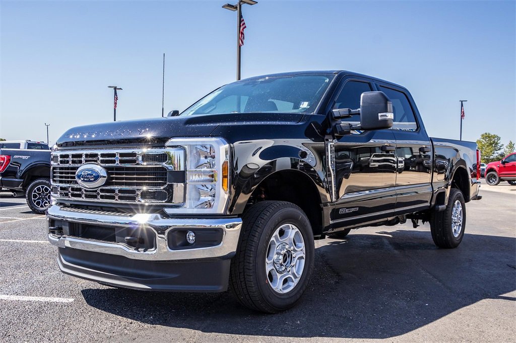 New 2026 Ford F250 XLT image 2