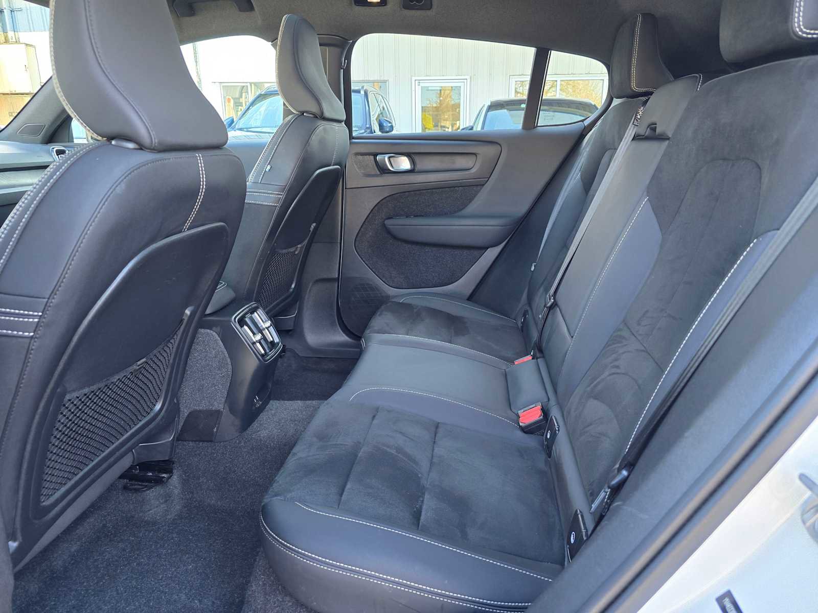 Certified 2023 Volvo C40 P8 Recharge Plus image 17