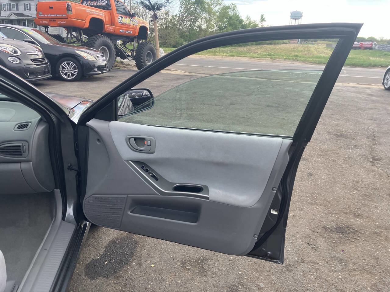 Used 2003 Mitsubishi Galant ES image 15