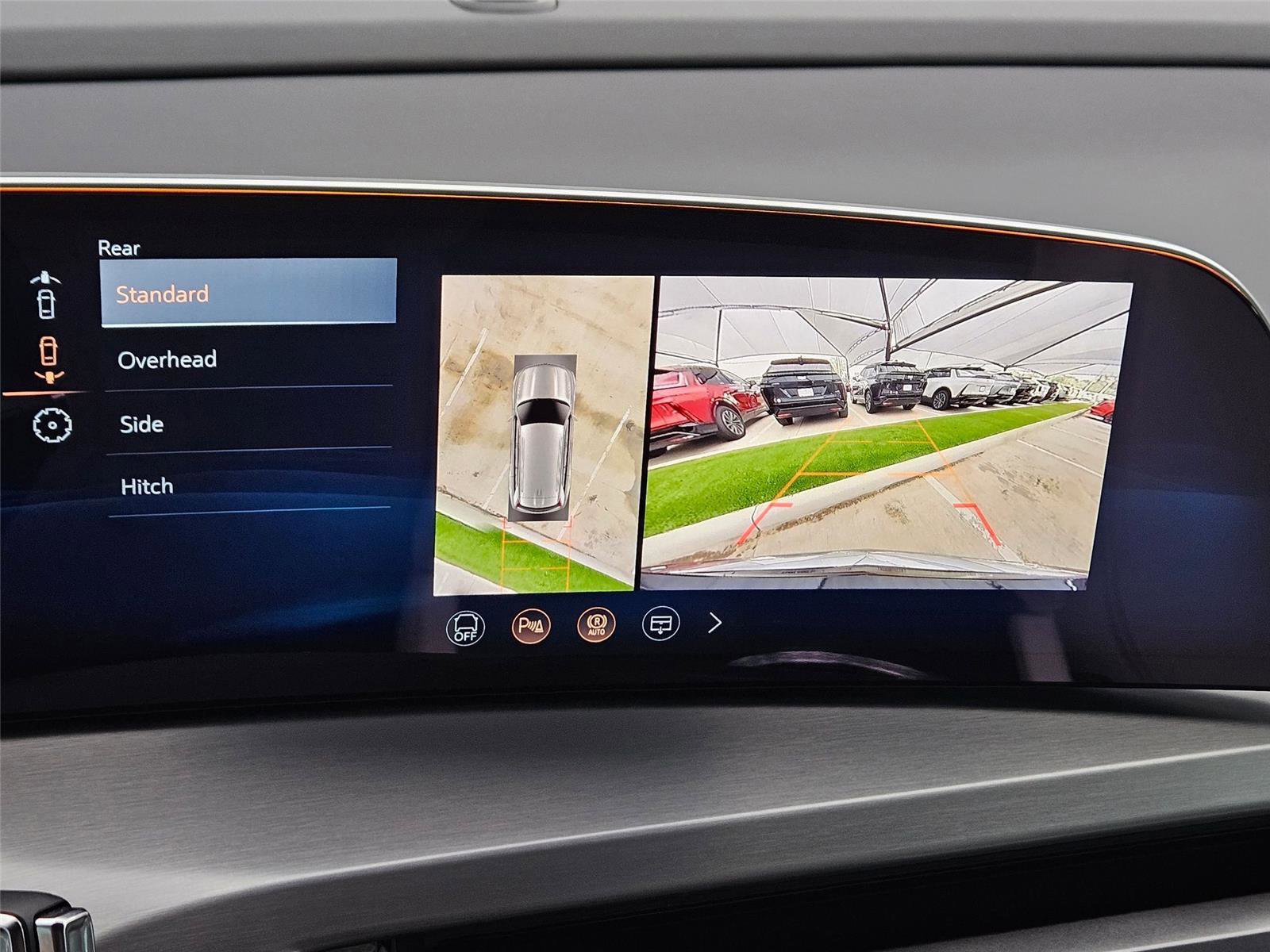 New 2026 Cadillac Vistiq Luxury AWD/4WD image 18
