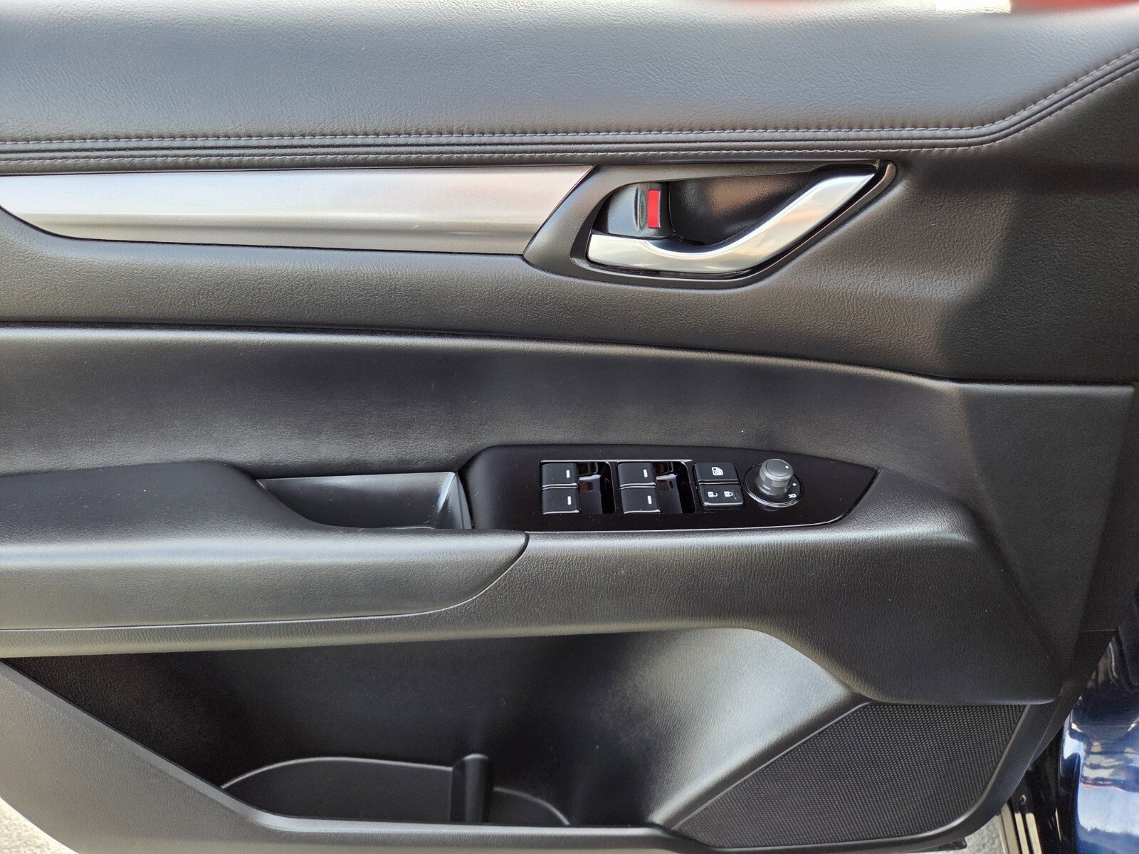 Used 2025 MAZDA CX-5 AWD 2.5 S w/ Preferred Package image 18