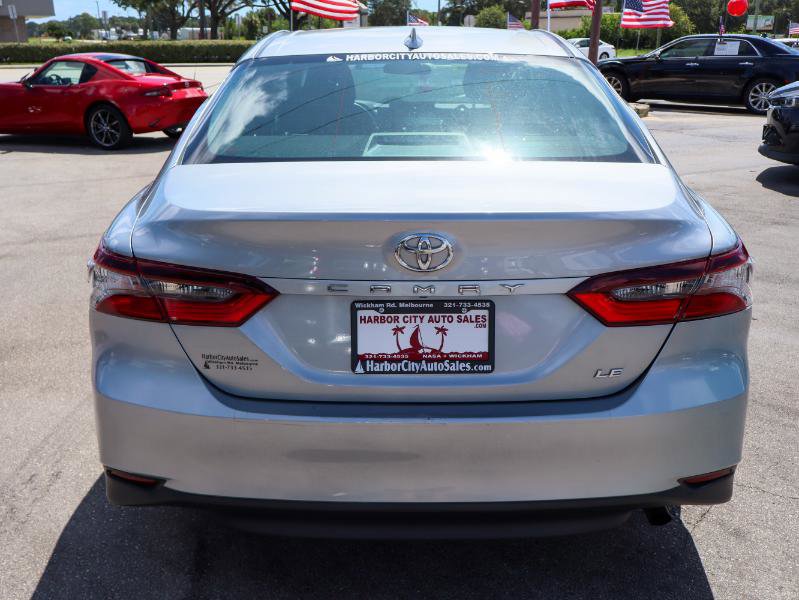 Used 2023 Toyota Camry LE image 4