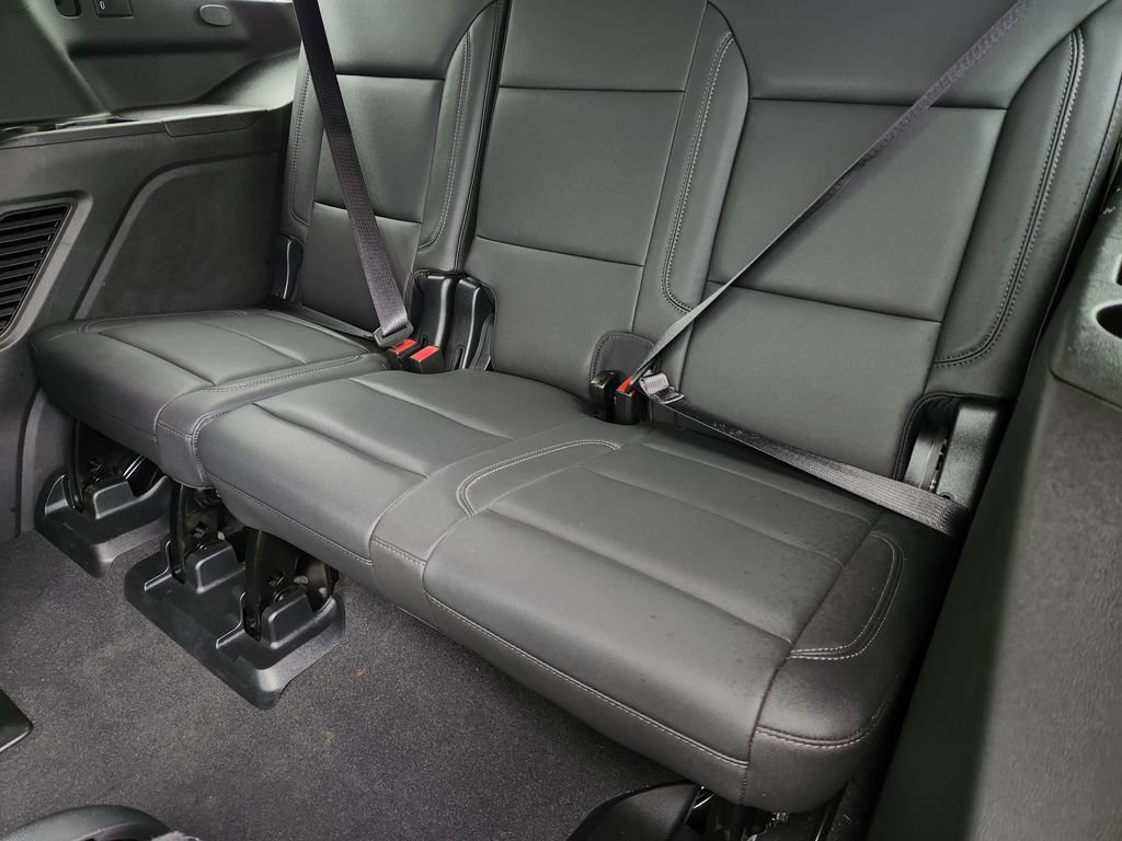 Used 2023 Chevrolet Tahoe LT w/ Luxury Package AWD/4WD image 35