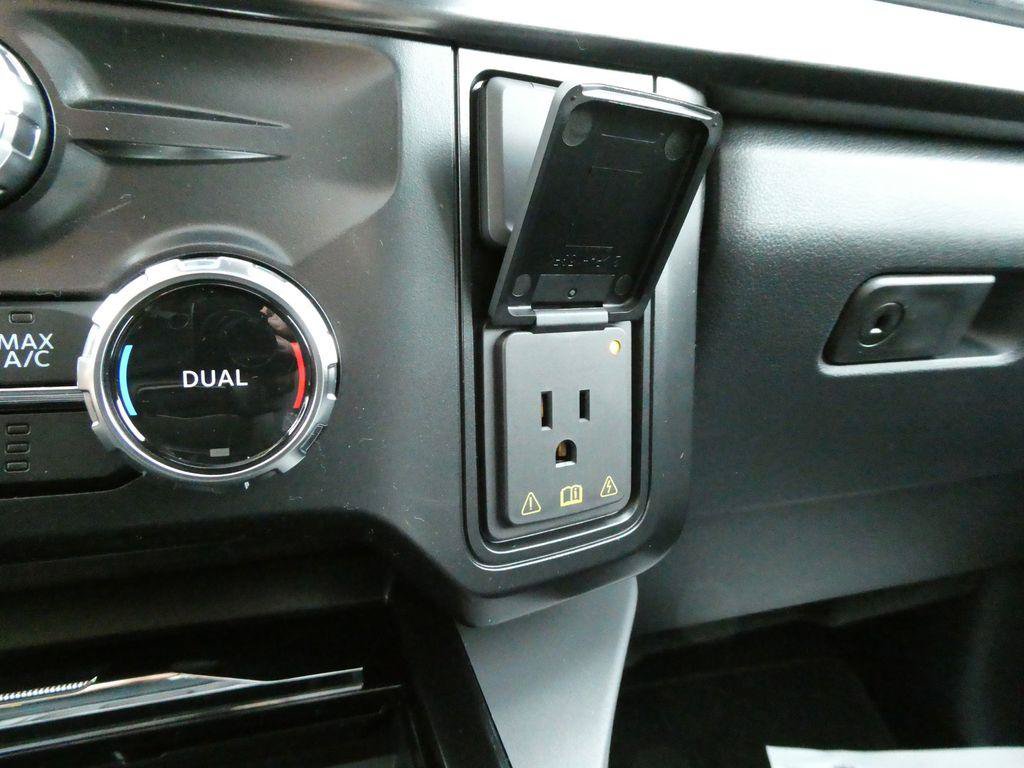 New 2026 Ford F250 Lariat w/ Black Appearance Package AWD/4WD image 28