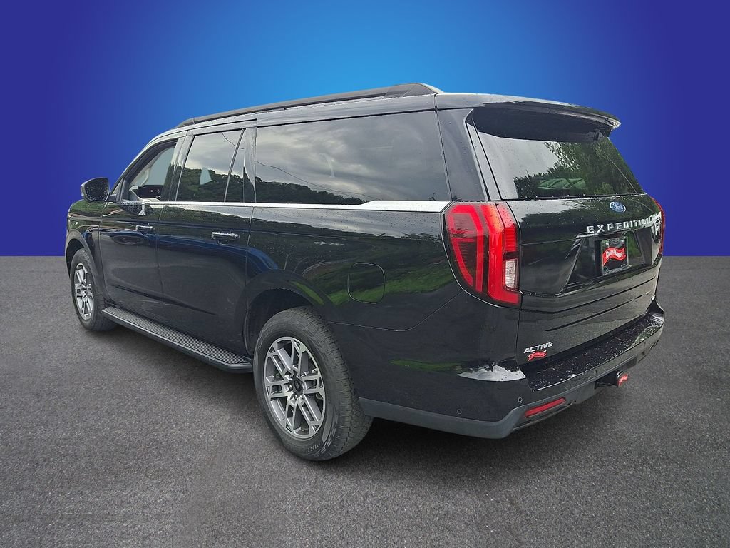 Used 2025 Ford Expedition Max Active AWD/4WD image 6