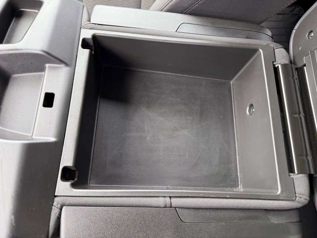 Used 2025 Chevrolet Silverado 2500 LT w/ Convenience Package image 28