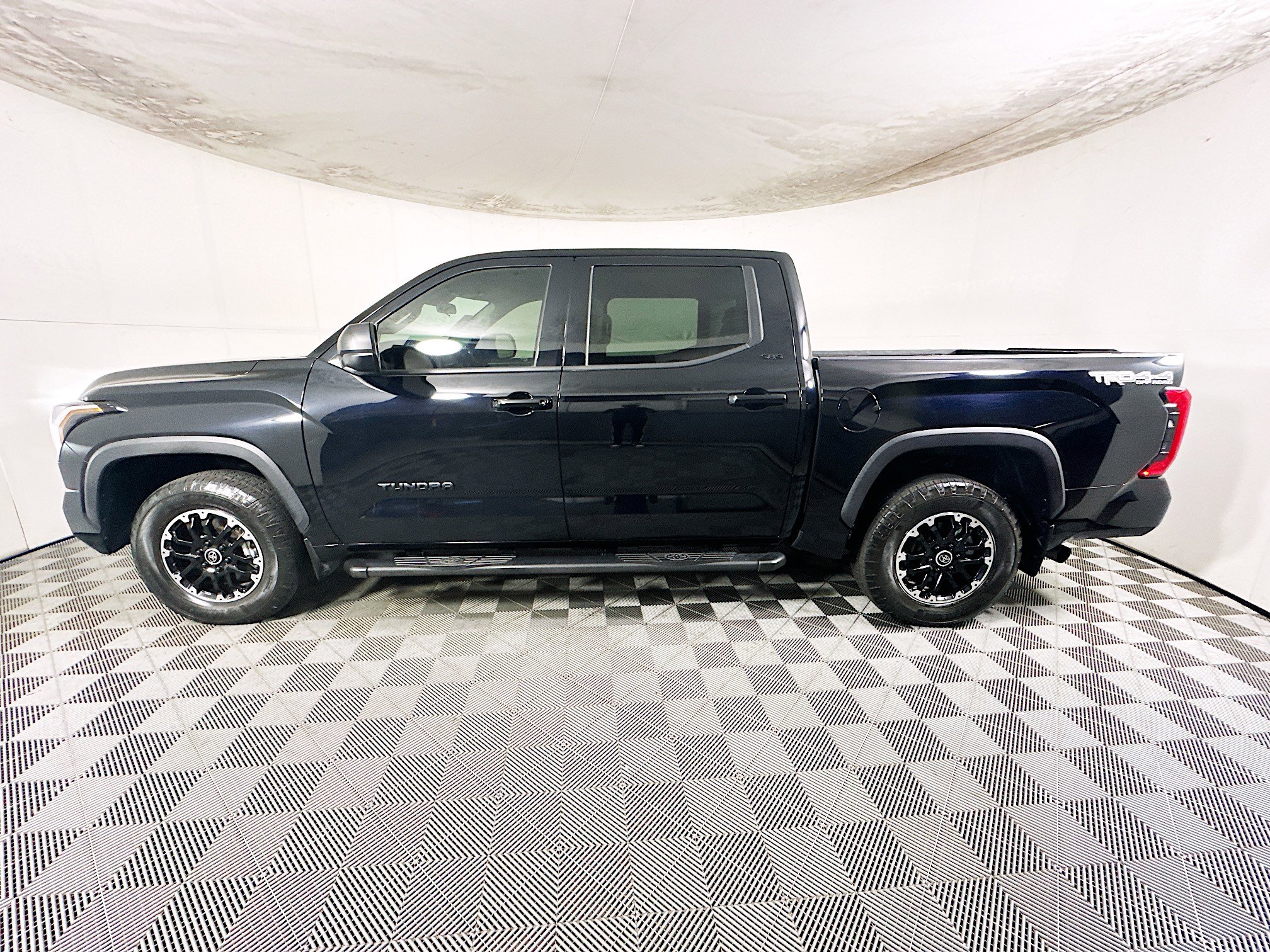 Used 2023 Toyota Tundra SR5 w/ TRD Off-Road Package AWD/4WD image 6