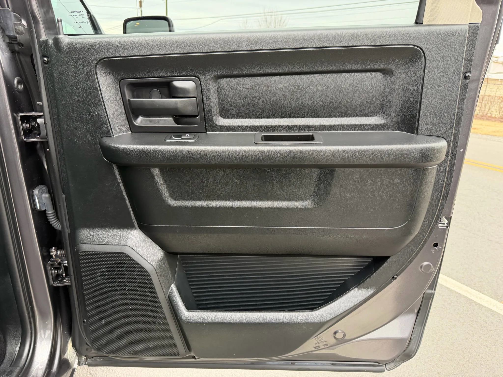 Used 2017 RAM 1500 Express image 31