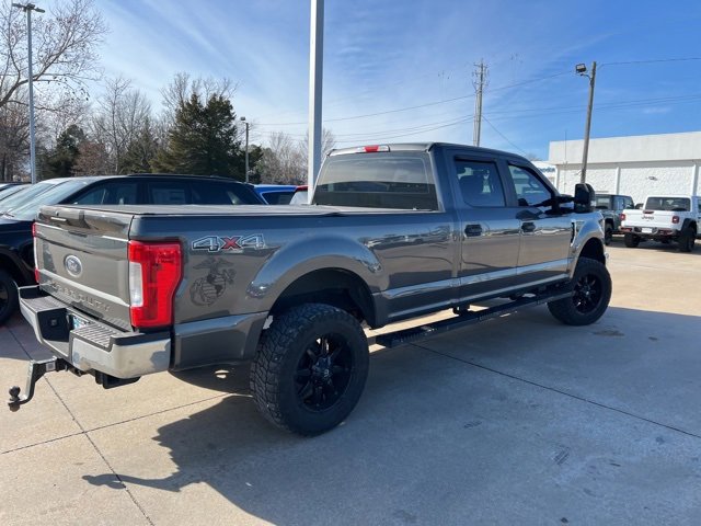 Used 2018 Ford F250 XL w/ Power Equipment Group image 3