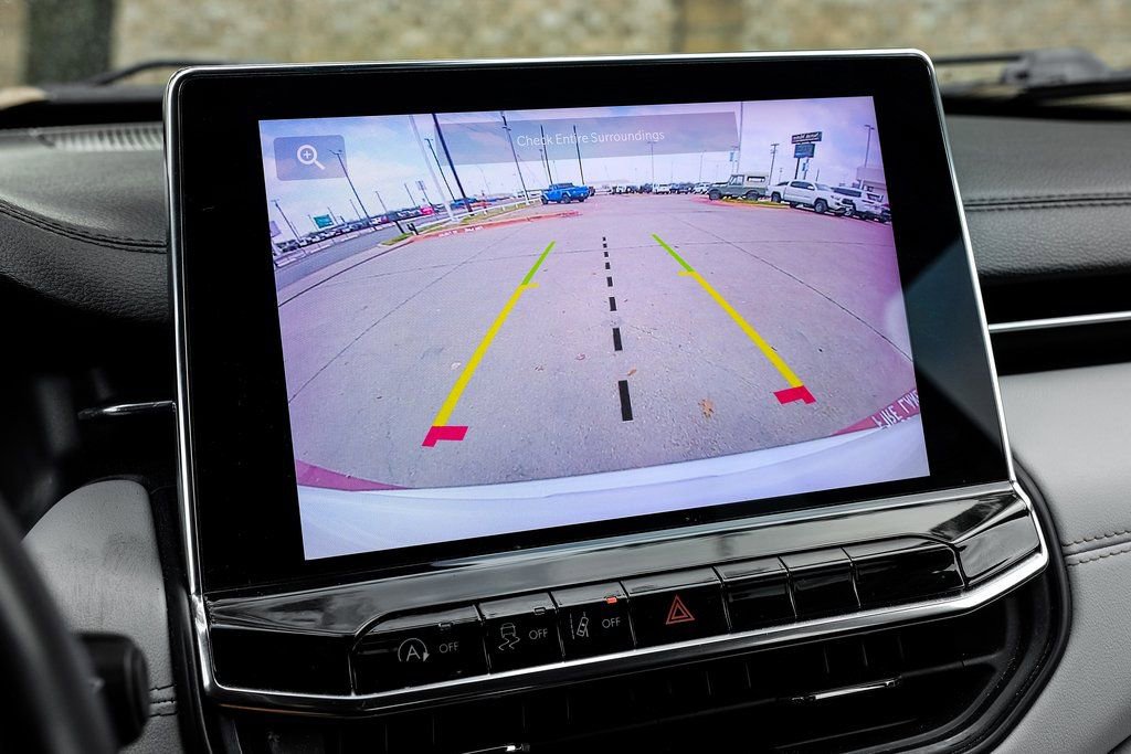 Used 2022 Jeep Compass Limited image 30