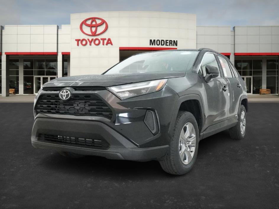 New 2025 Toyota RAV4 LE image 4
