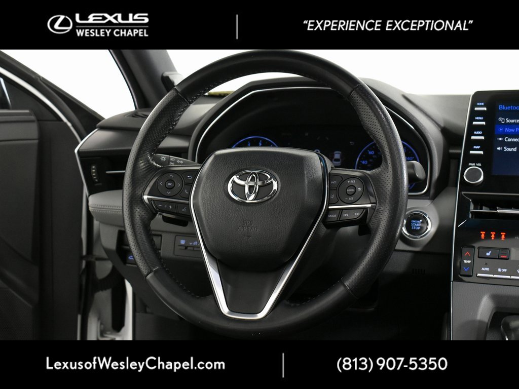 Used 2019 Toyota Avalon XSE image 23