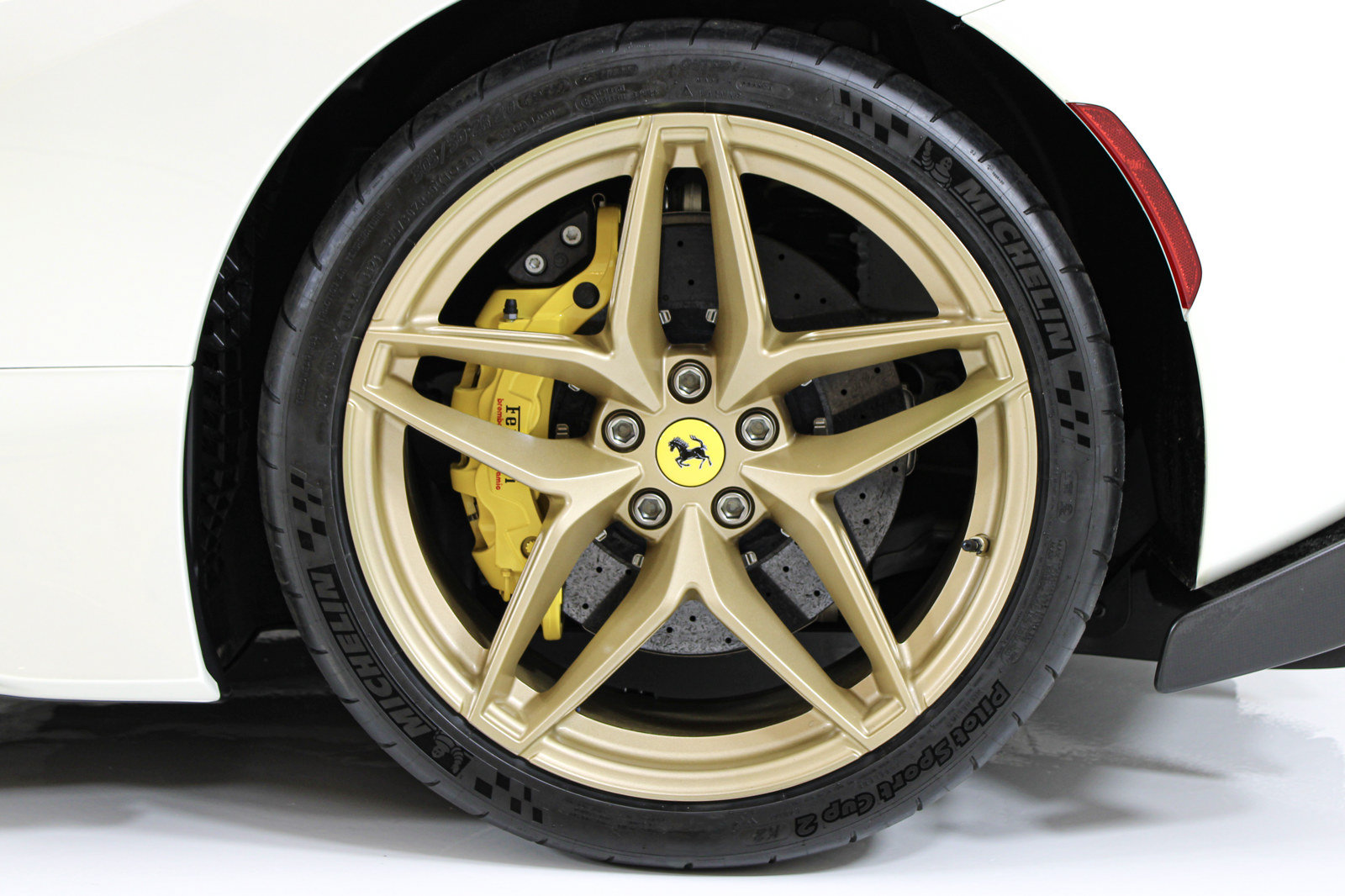 Certified 2020 Ferrari 488 Pista Spider RWD image 14