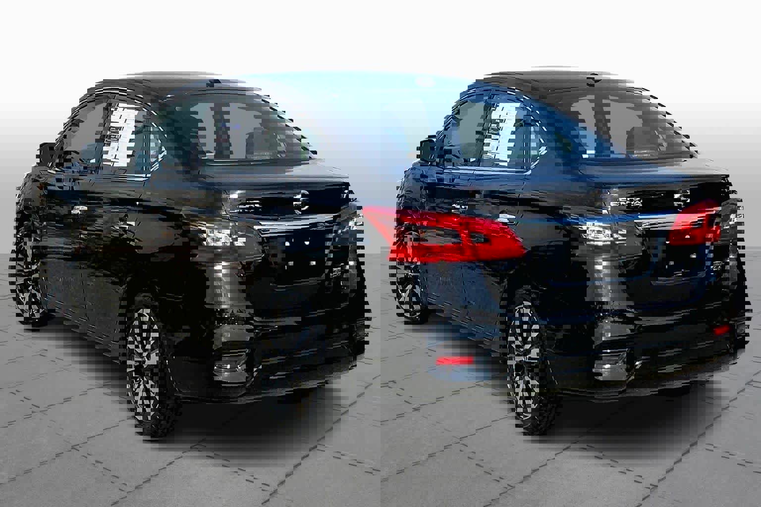 Used 2019 Nissan Sentra SV w/ Special Edition Package image 11