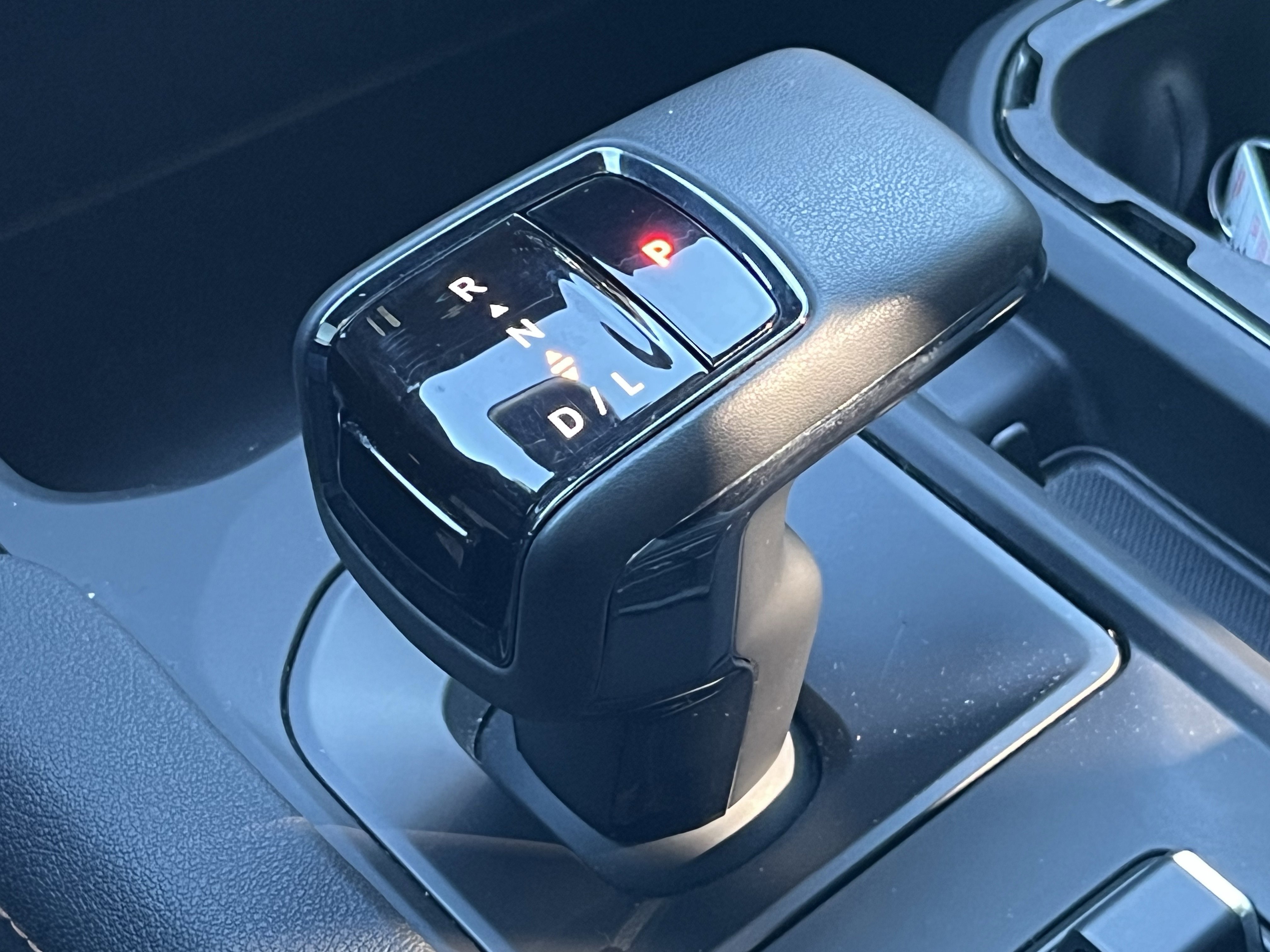 Used 2024 GMC Sierra 1500 AT4 w/ Technology Package image 29