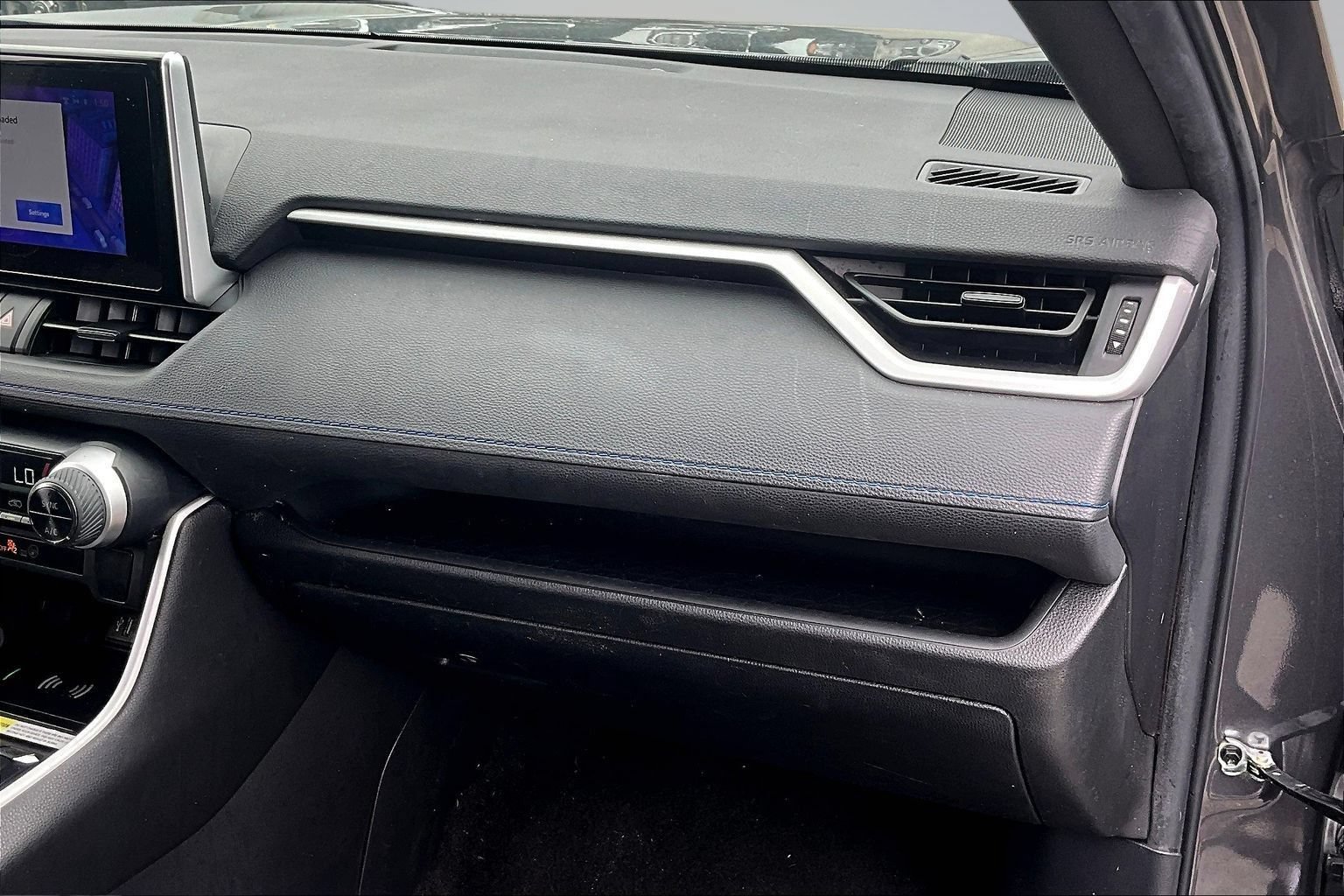 Used 2023 Toyota RAV4 SE AWD/4WD image 24