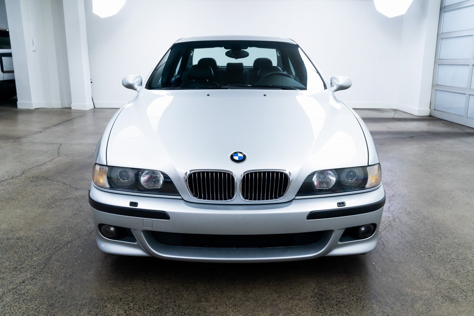 Used 2000 BMW M5 image 2