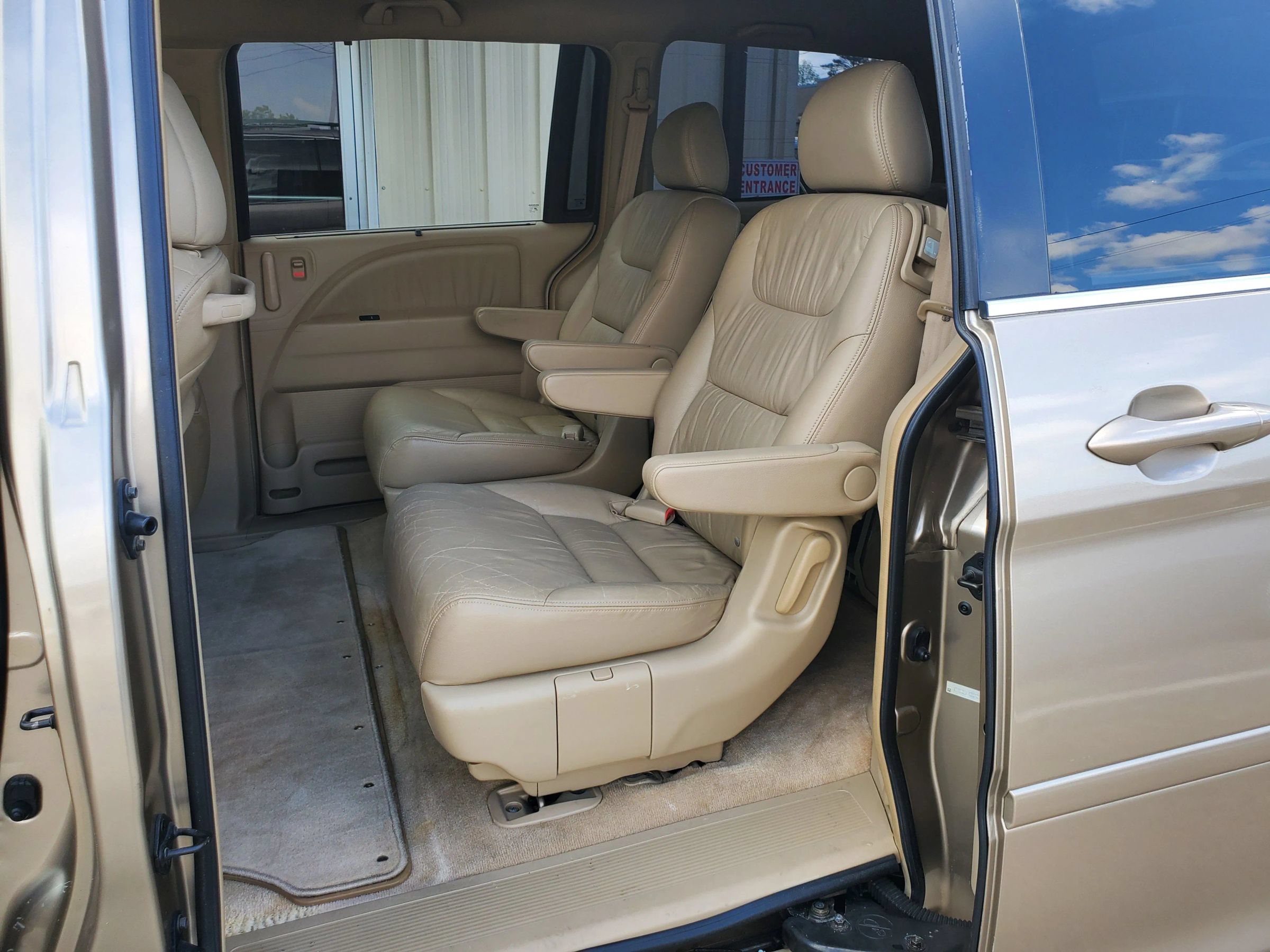 Used 2005 Honda Odyssey EX-L image 19