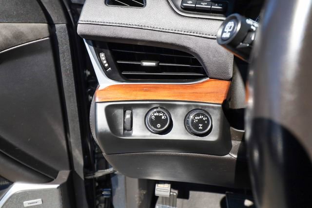 Used 2019 Cadillac Escalade Luxury image 59