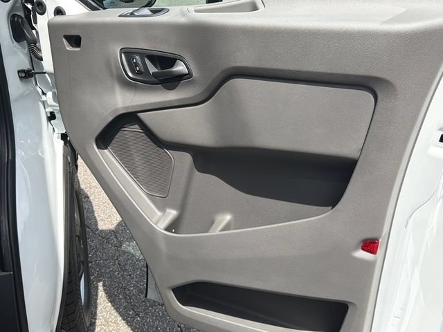 New 2026 Ford Transit 250 148 Medium Roof w/ Load Area Protection Package RWD image 14