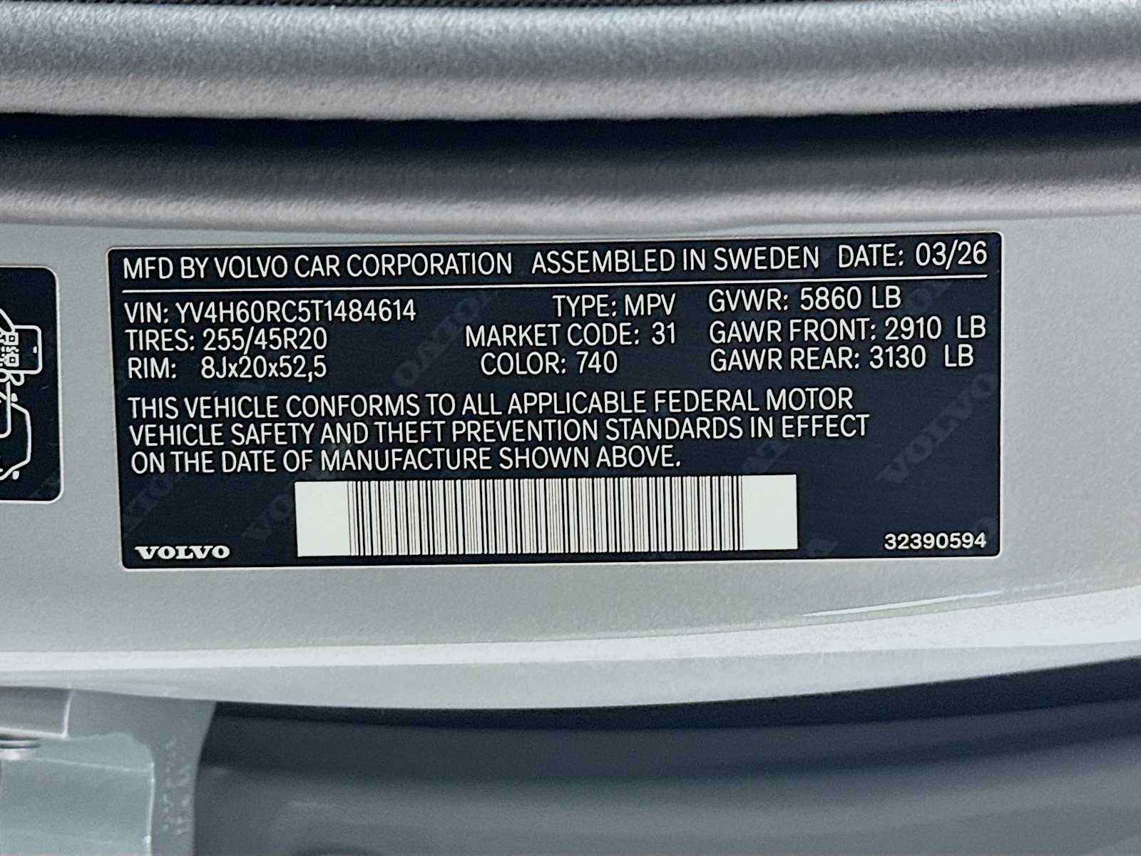 New 2026 Volvo XC60 T8 Plus w/ Protection Package AWD/4WD image 29