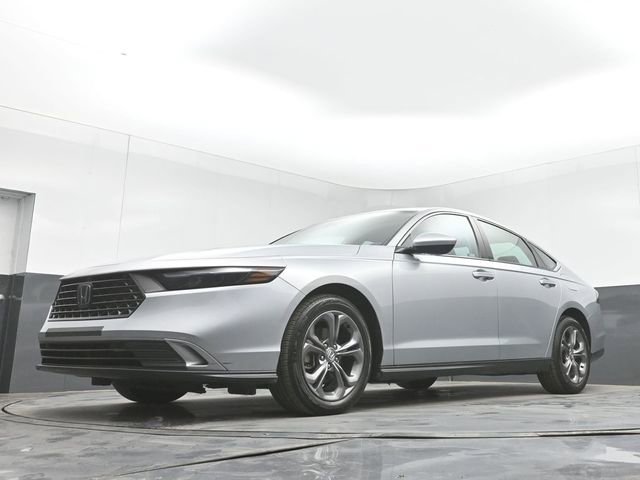 Used 2024 Honda Accord EX image 41