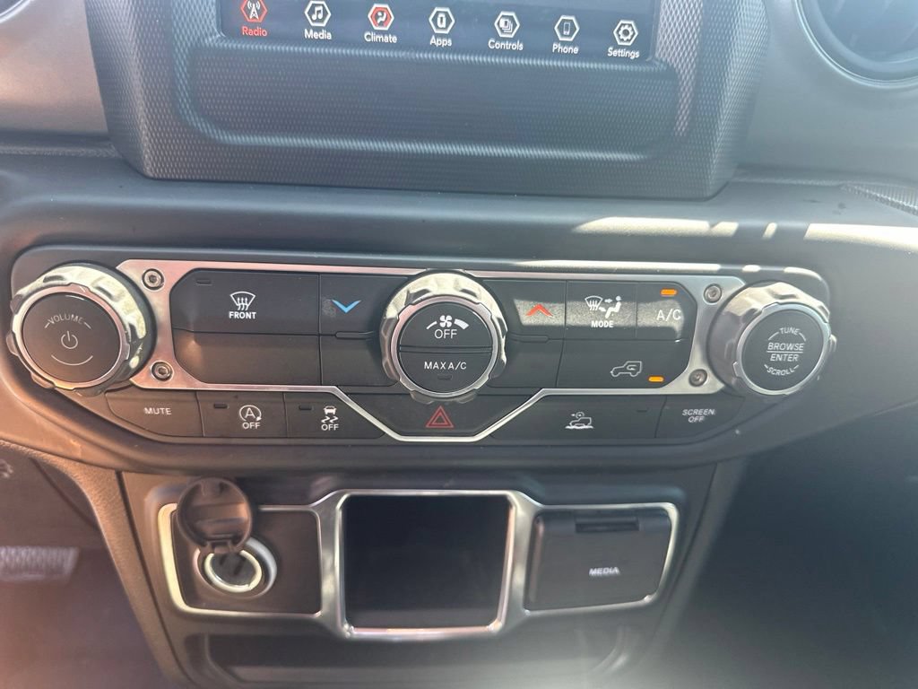 Used 2023 Jeep Gladiator Sport AWD/4WD image 23