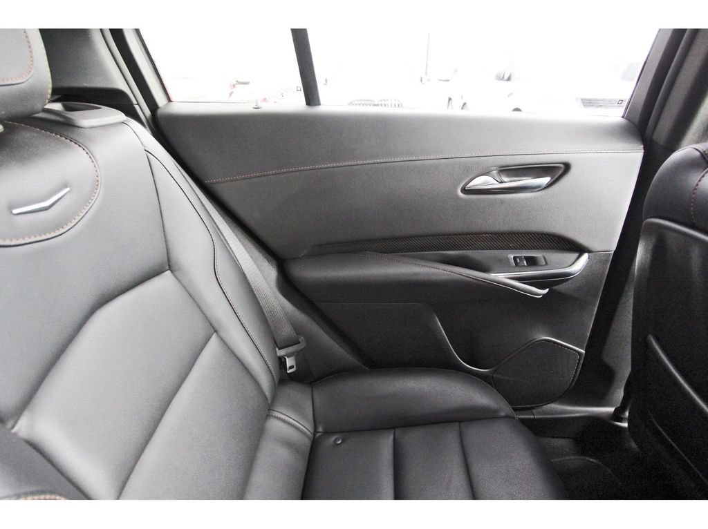 Used 2023 Cadillac XT4 Sport w/ Technology Package FWD image 11