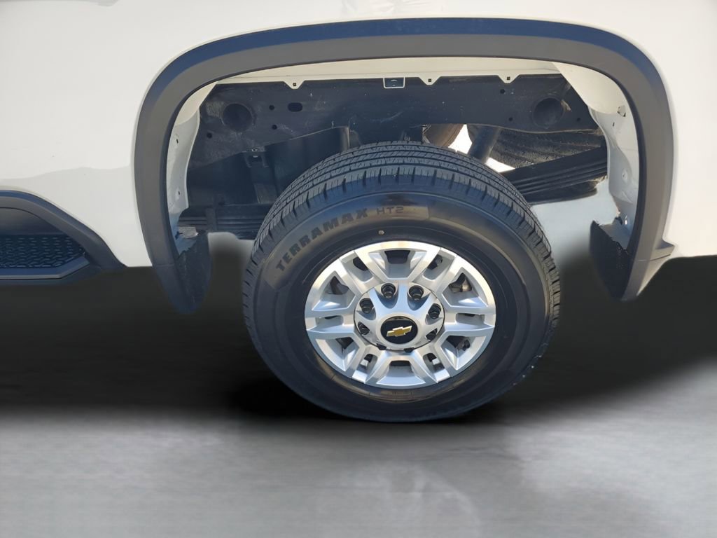 Used 2025 Chevrolet Silverado 2500 LT w/ Convenience Package image 19