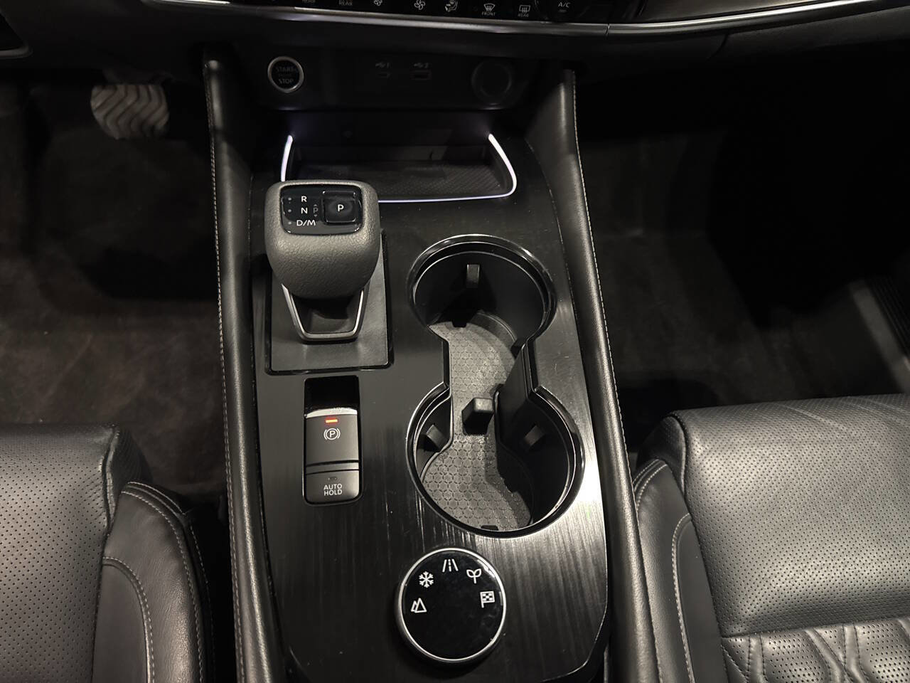 Used 2022 Nissan Rogue Platinum w/ Head-Up Display Package image 25