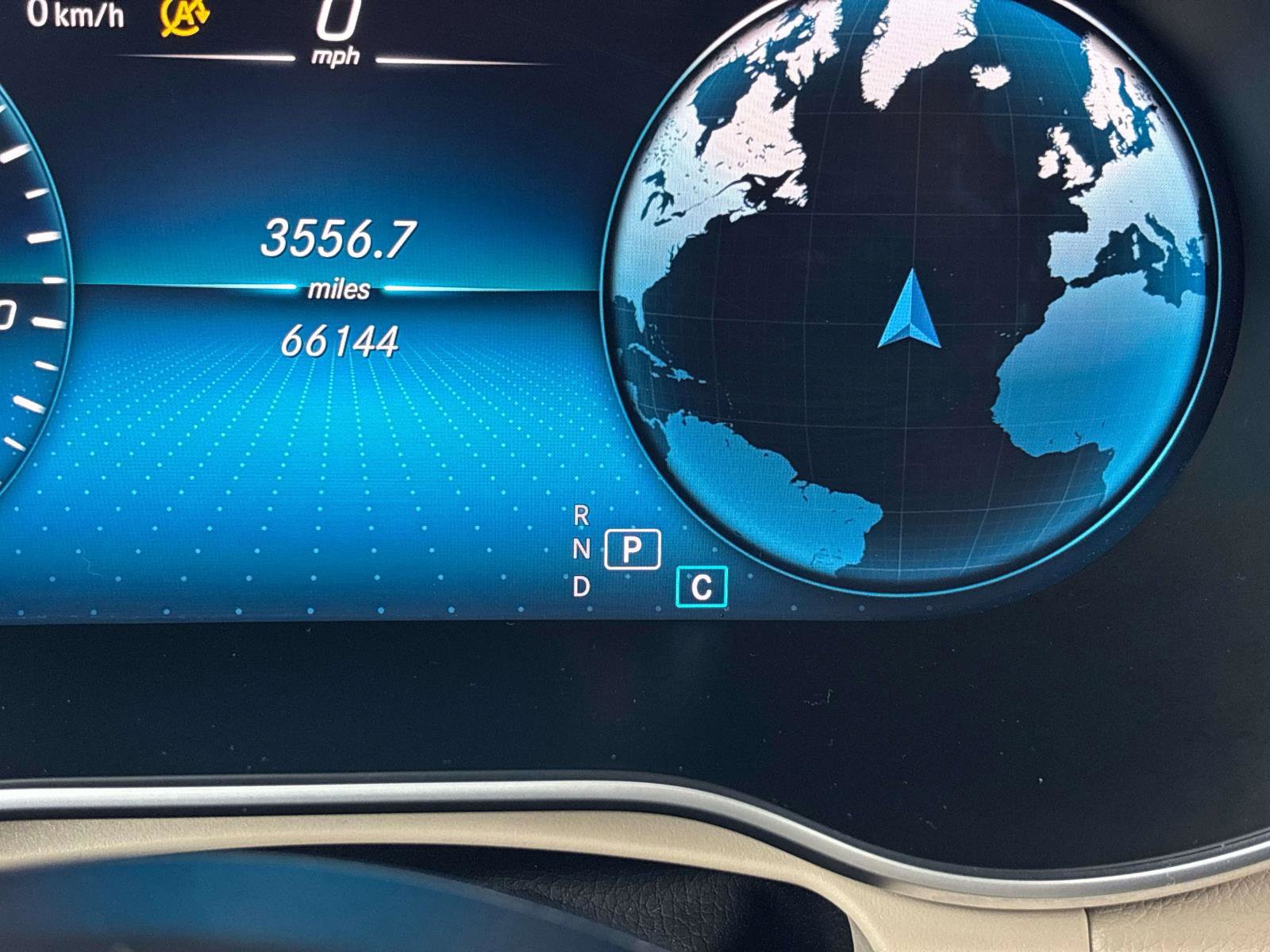 Used 2021 Mercedes-Benz GLC 300 4MATIC image 22