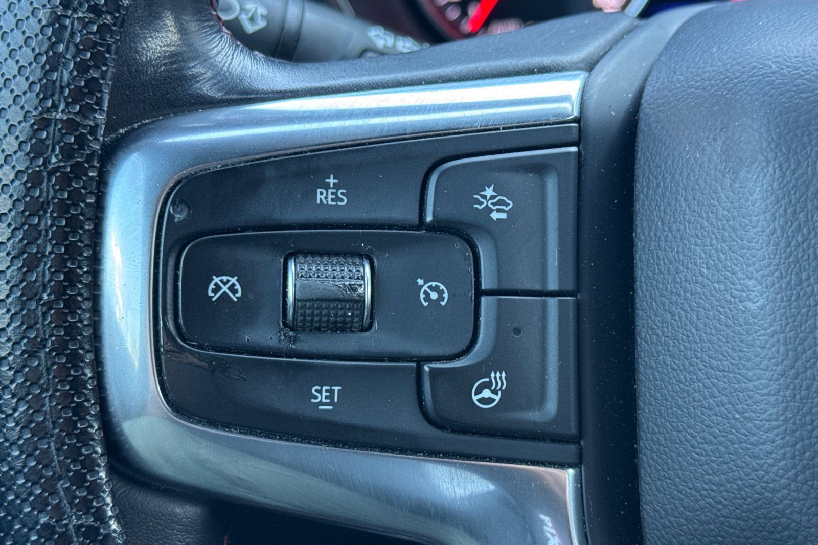 Used 2021 Chevrolet Blazer RS w/ Driver Confidence II Package image 38