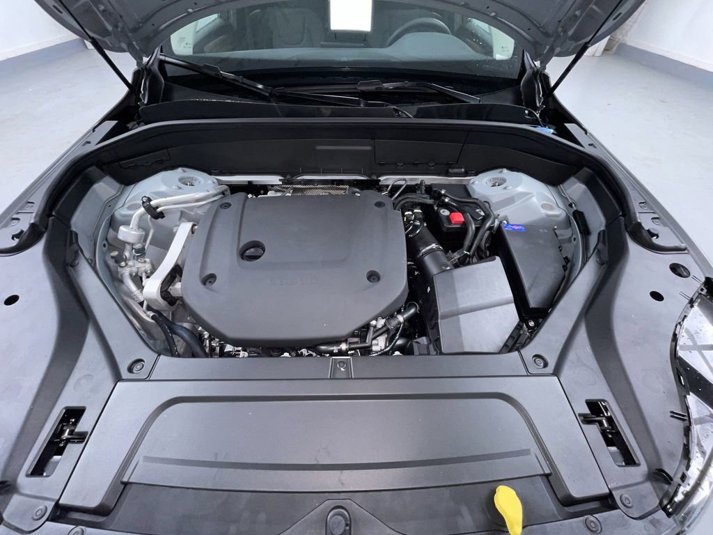 New 2026 Volvo XC90 B6 Plus w/ Protection Package Premier image 17