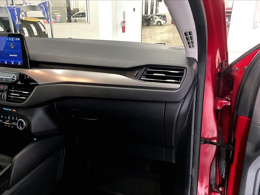 Used 2023 Ford Escape Active AWD/4WD image 13