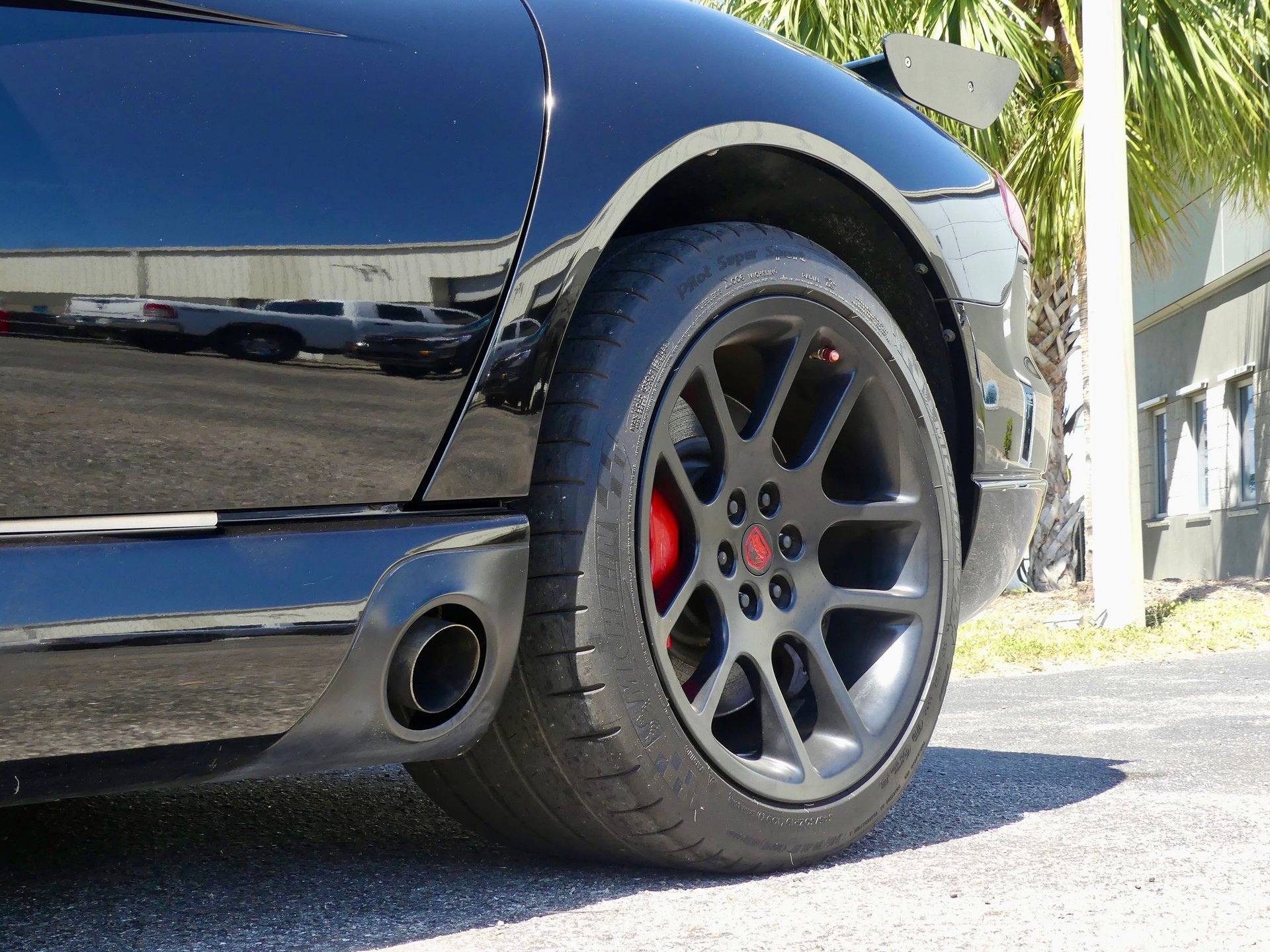 Used 2004 Dodge Viper SRT-10 image 56