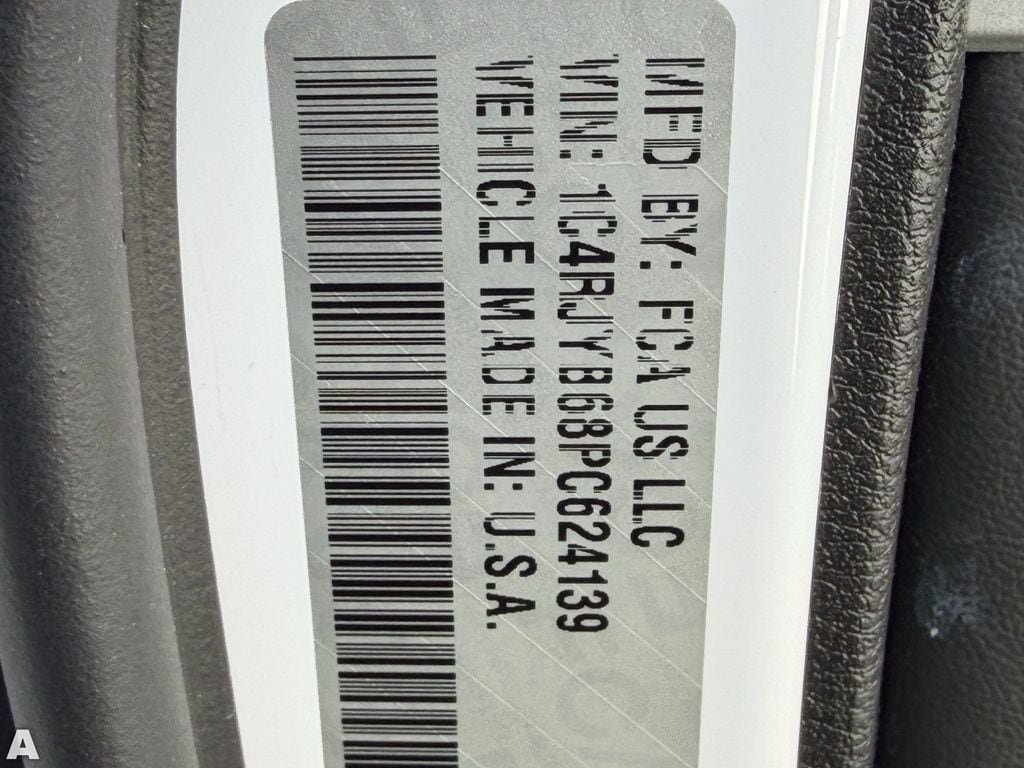 Certified 2023 Jeep Grand Cherokee 4WD 4xe image 17