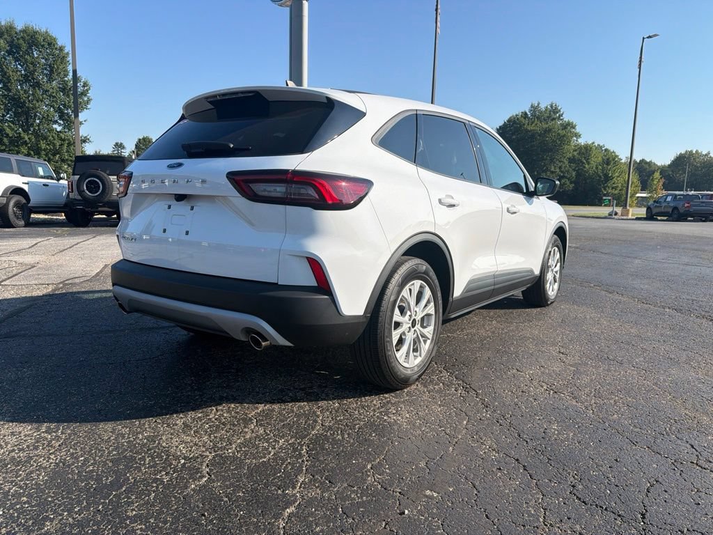 Used 2025 Ford Escape Active FWD image 7