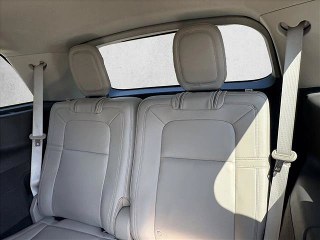 Used 2023 Lincoln Aviator Reserve RWD image 19