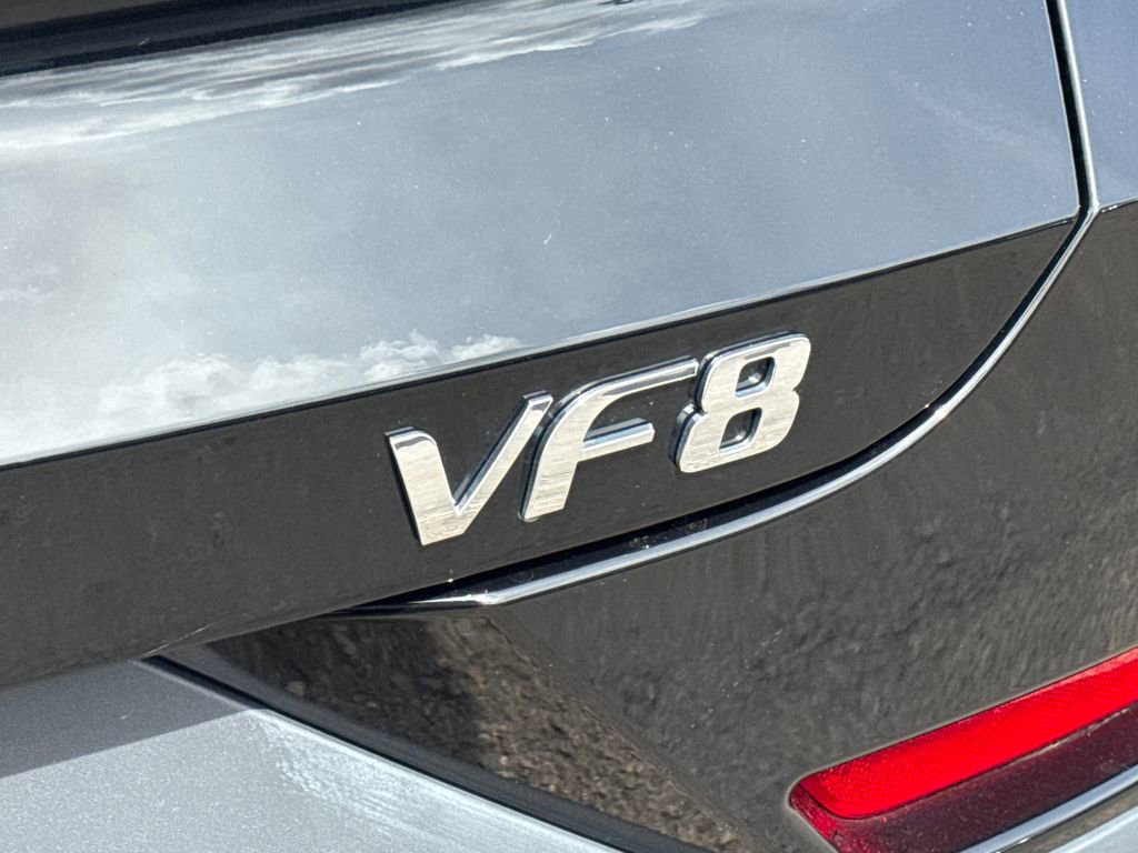 New 2025 VinFast VF 8 Plus AWD/4WD image 9