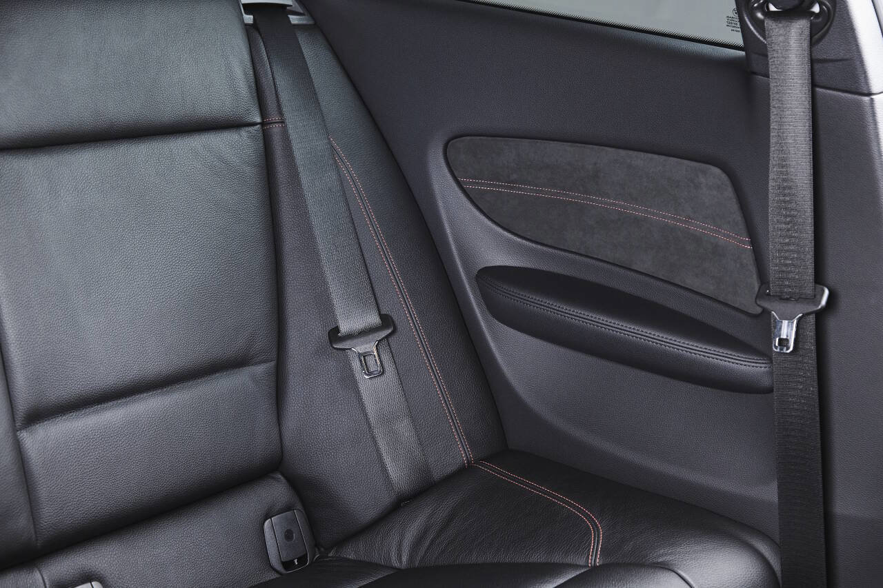 Used 2011 BMW 1 Series M image 75